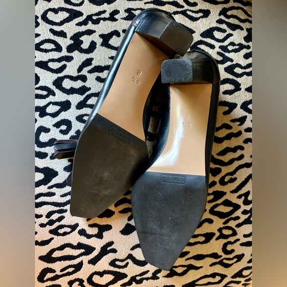 LN COACH BLACK LEATHER STACKED HEEL TASSEL LOAFERS. RED OR BURGUNDY STITCHING. - Picture 5 of 5